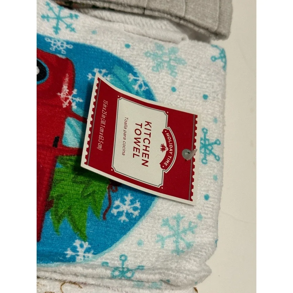 NWT Lot of 3 Christmas Holiday Kitchen Towels Truck‎ Cardinal Birds Wreath